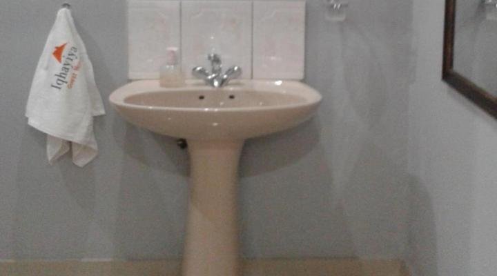 Iqhayiya Guest House