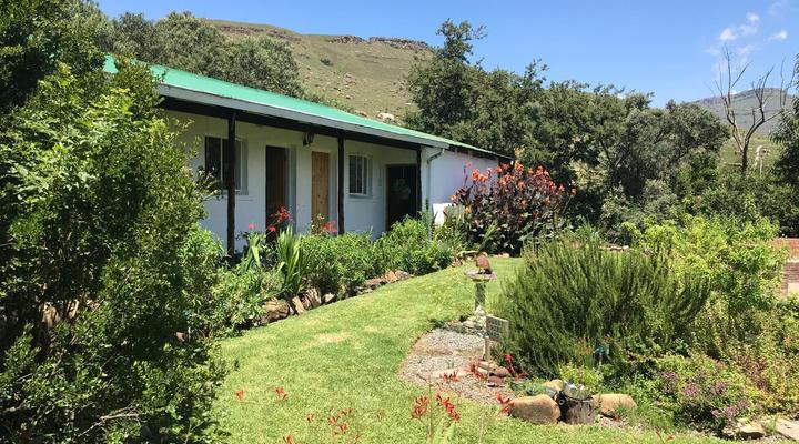 Sani Lodge Backpackers and Self-Catering Cottages