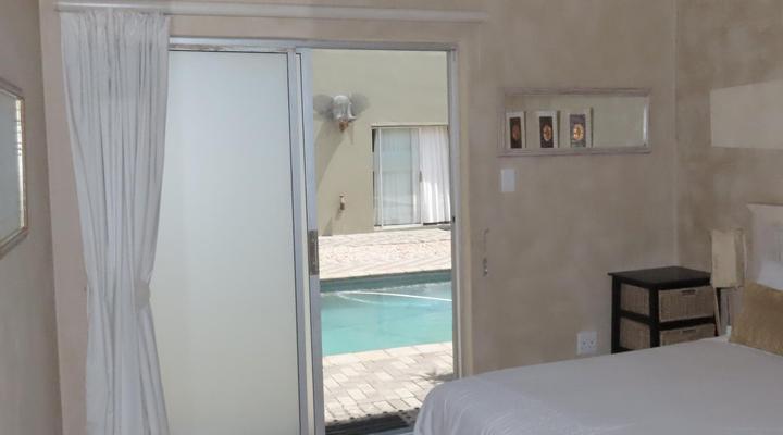 Sunset Lodge & Safaris