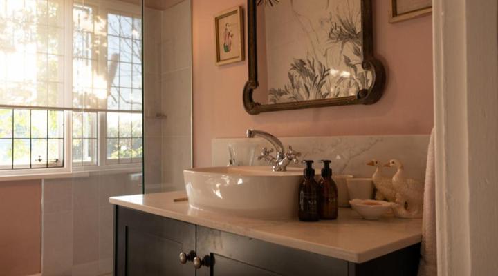 Tanya's on 2nd Avenue