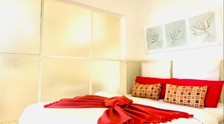 Black Olive Guest House