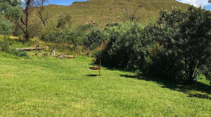 Sani Lodge Backpackers and Self-Catering Cottages