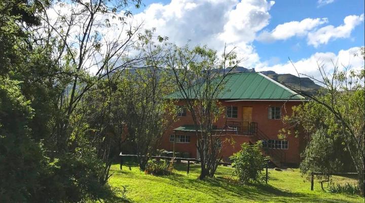 Sani Lodge Backpackers and Self-Catering Cottages