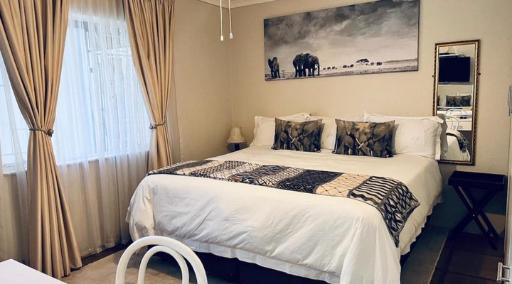  Lenox Lodge Guesthouse