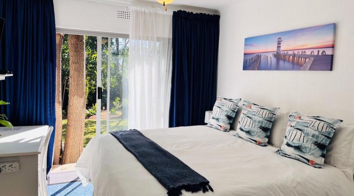  Lenox Lodge Guesthouse