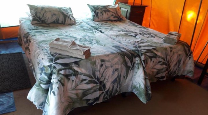 Loebies Guestfarm & Predator Park