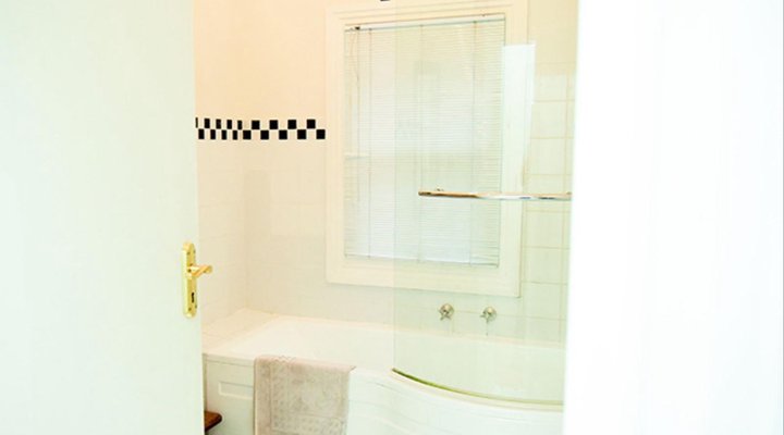 1A St Aidans Guest Cottage
