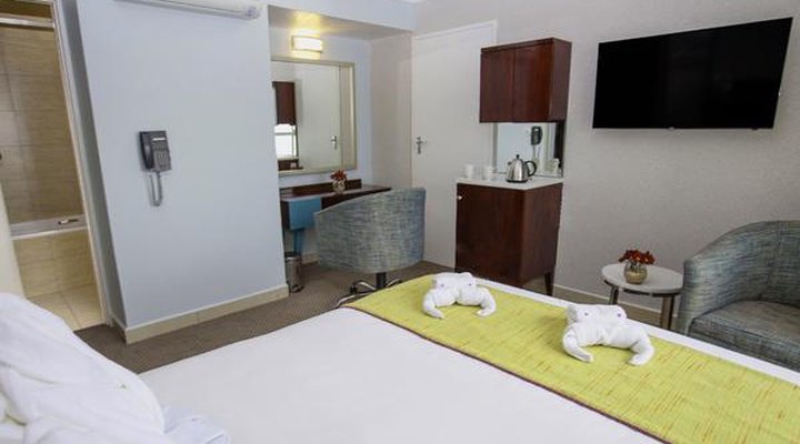The Palace All-Suite