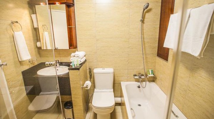 The Palace All-Suite