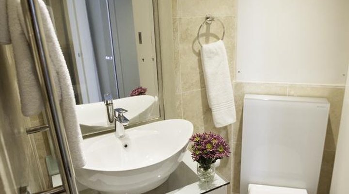 The Palace All-Suite