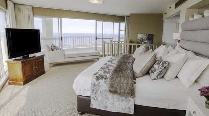 The Palace All-Suite