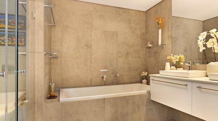 Chelsea Luxury Suites by Total Stay