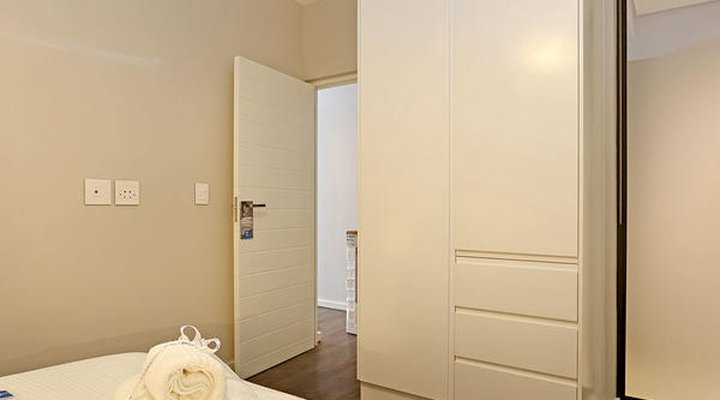 Chelsea Luxury Suites by Total Stay