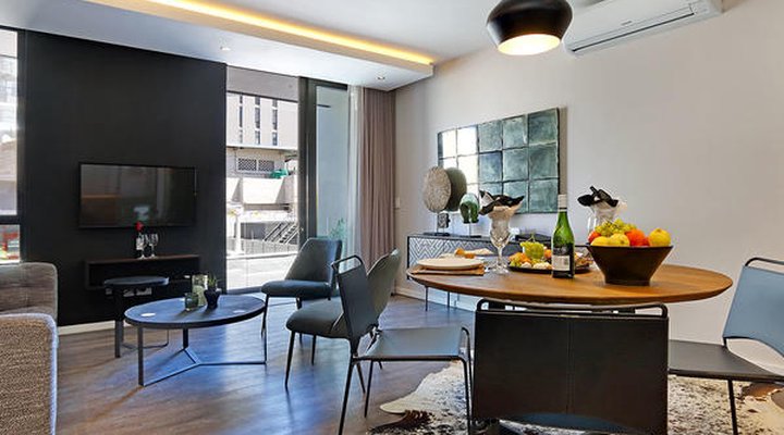 Chelsea Luxury Suites by Total Stay