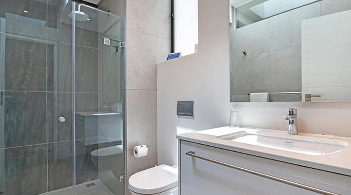 Chelsea Luxury Suites by Total Stay