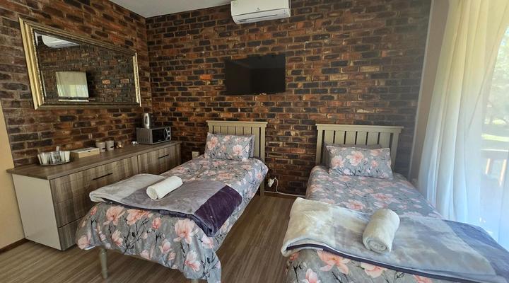 Villa Rosa Guest Farm