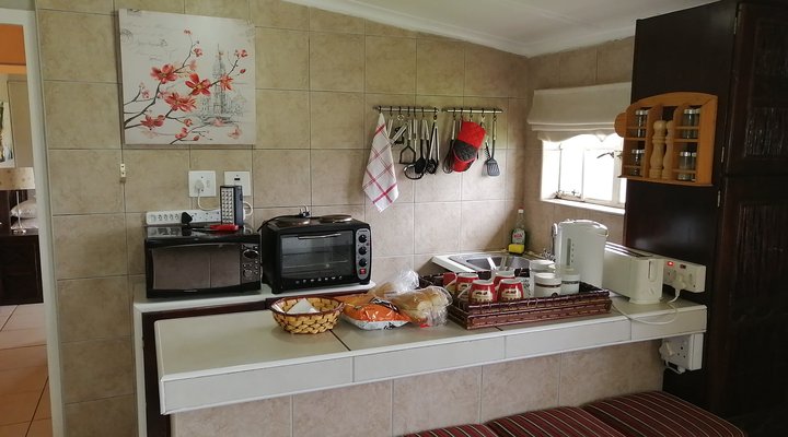 Dunning Country House