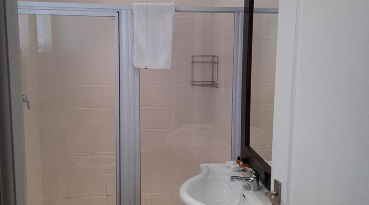 Jolly Jenny @ The Dunes