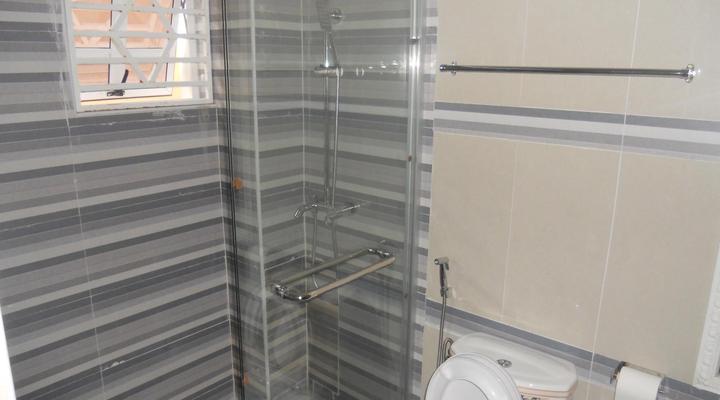 Gold Crown International Hotel