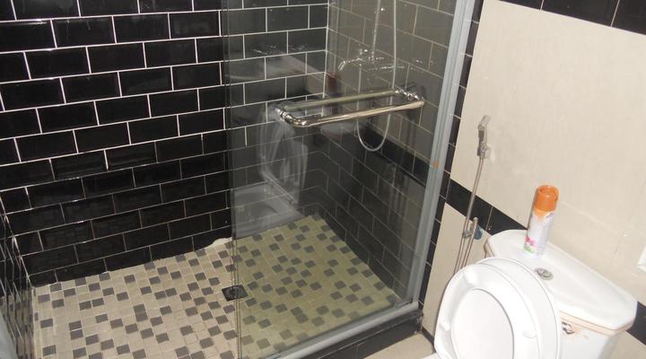 Gold Crown International Hotel