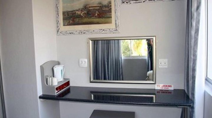 Egerton Manor Guest House