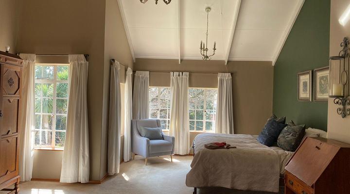 The Browns' Luxury Guest Suites