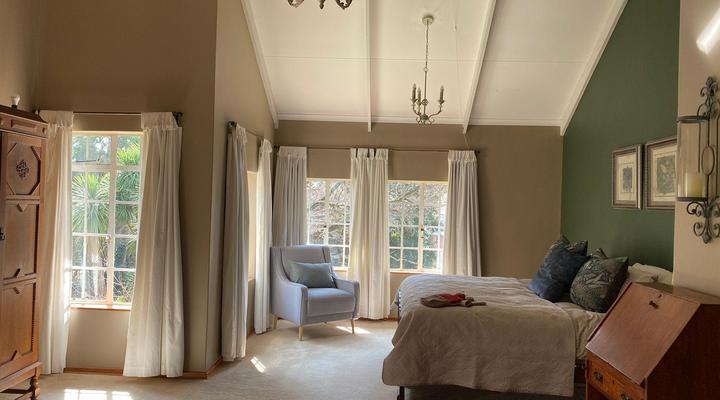 The Browns' Luxury Guest Suites