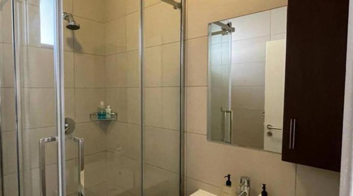 Executive Modern Apartment