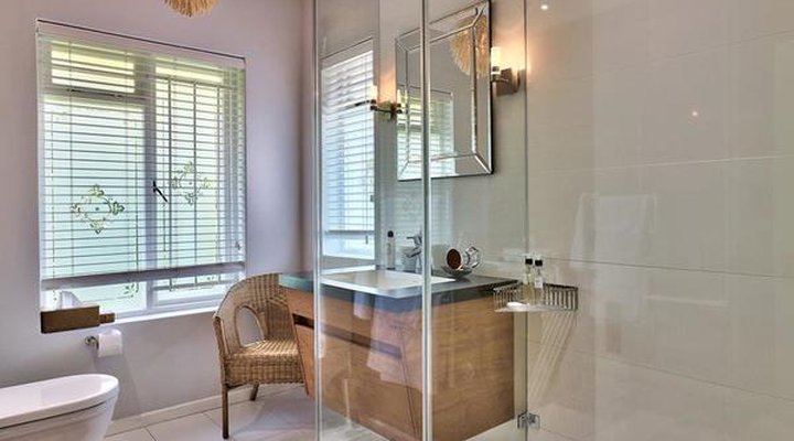 Bishopsfield Guest House