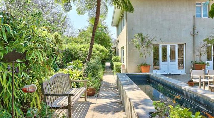 Bishopsfield Guest House