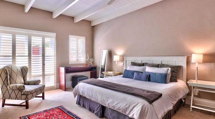 Bishopsfield Guest House