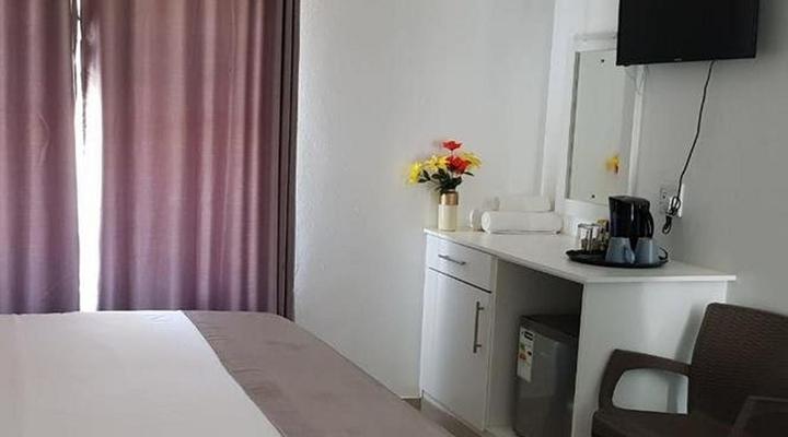 The Royal Ushaka Hotel - Durban North