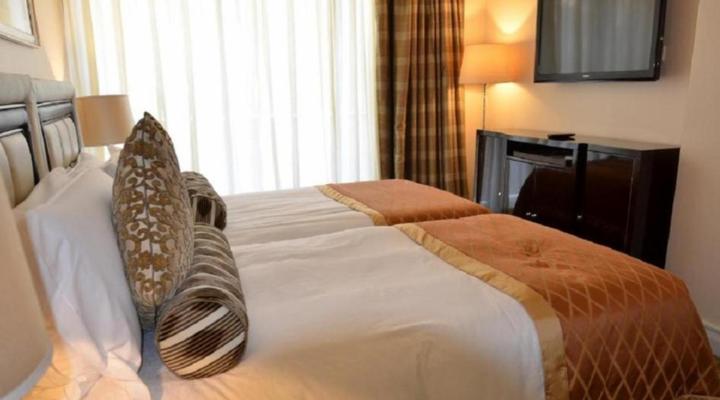 Taj Luxury Suites 405 and 406