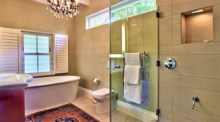 Bishopsfield Guest House