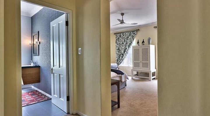 Bishopsfield Guest House