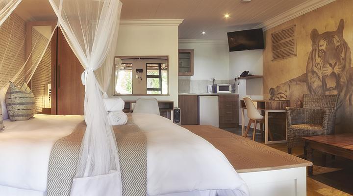 LIONSROCK Big Cat Sanctuary