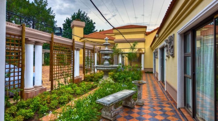 Caesars Guesthouse