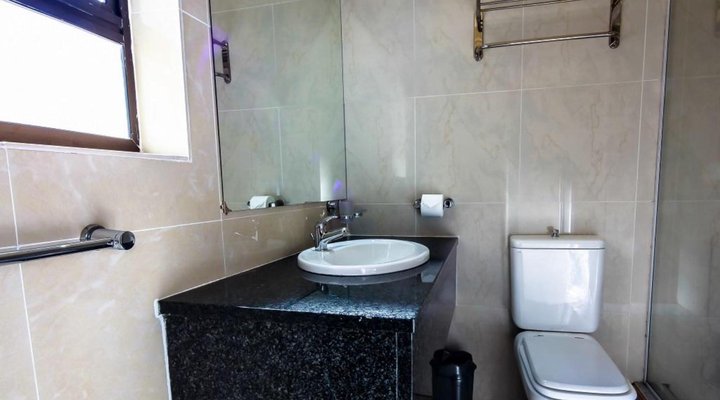 Caesars Guesthouse