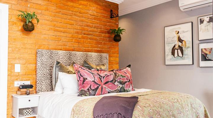 Pineapple House - Boutique Hotel