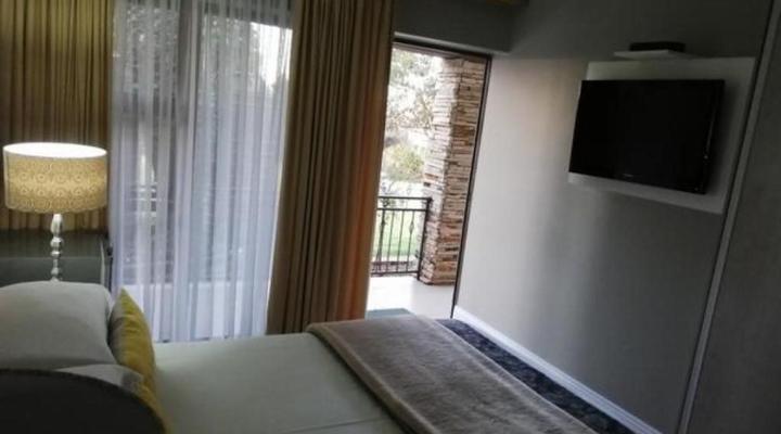 Golden Crest Guesthouse