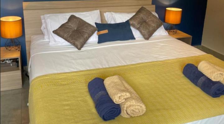 Modern 3 Bedroom Apartment with Ocean View