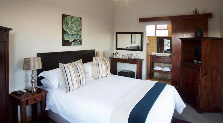 Sea Whisper Self-Catering