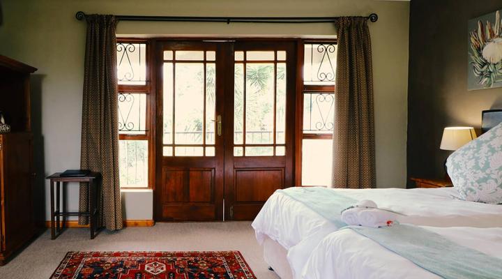 Sea Whisper Self-Catering