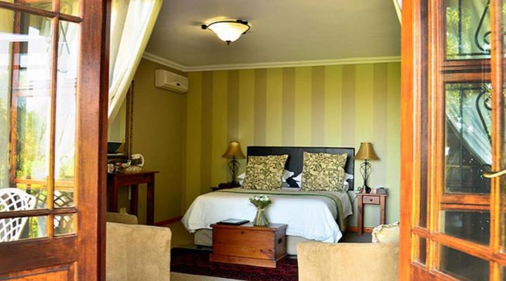 Sea Whisper Self-Catering