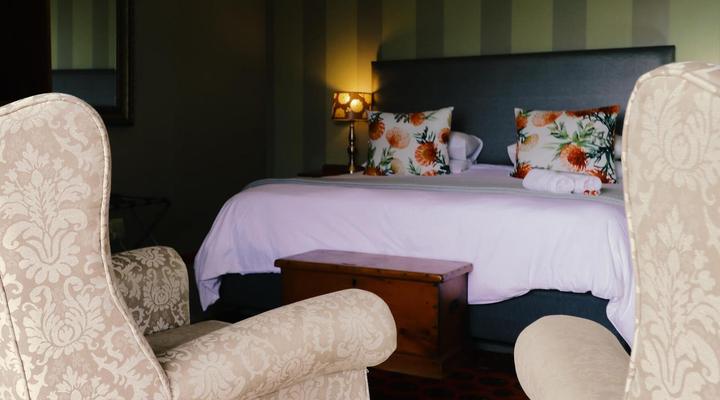 Sea Whisper Self-Catering