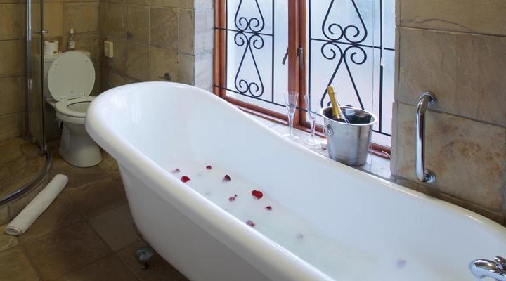 Sea Whisper Self-Catering