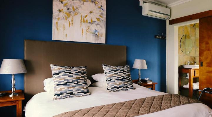 Sea Whisper Self-Catering