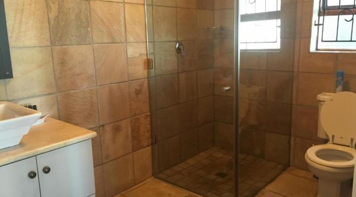 Sea Whisper Self-Catering