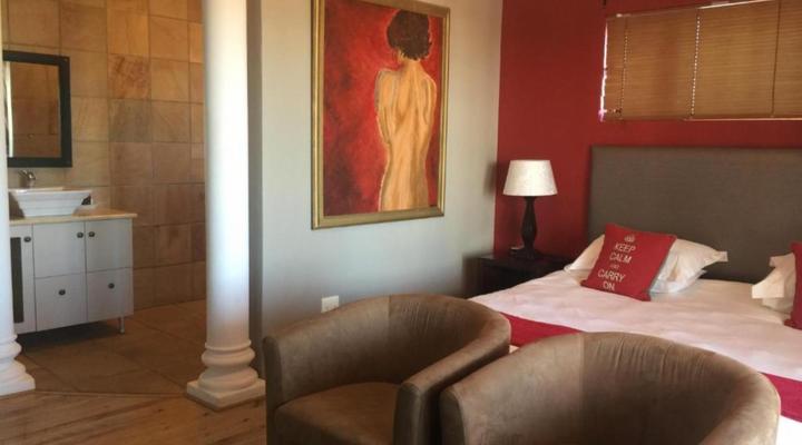 Sea Whisper Self-Catering