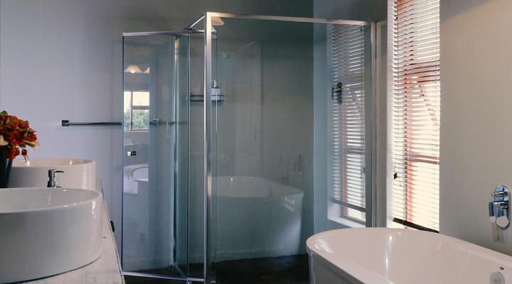 Sea Whisper Self-Catering